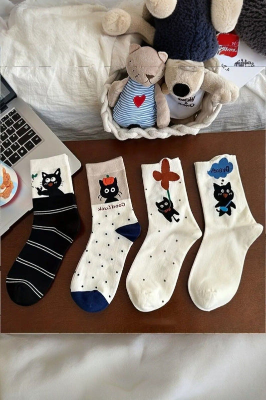 Kadın 4 Çift Premium Kalite Parfümlü Kedi Figürlü Soket Çorap 4 Mevsim