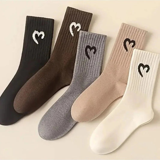 Kadın 5 Çift Premium Yüksek Pamuklu Yeni Kalp Desenli Casual Çorap Çok Renkli